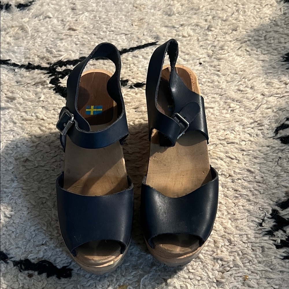 Swedish Navy heeled clogs 9